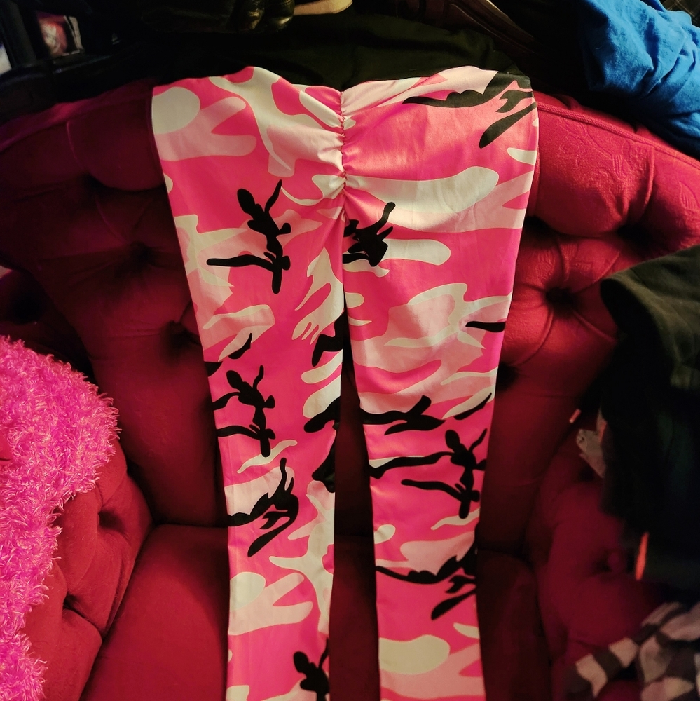 Neon pink camo leggings